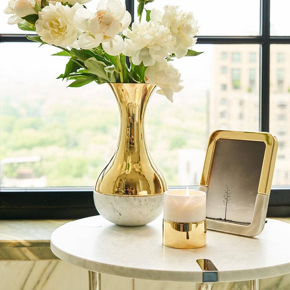 Dual Vase Marble & Gold: Carrara Marble / Gold